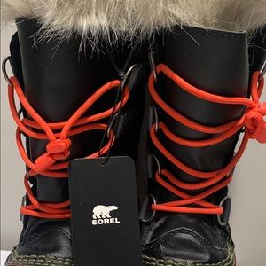 NEW! Sorel Girls’ Joan of Arctic Boots